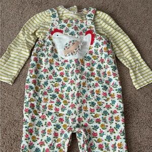 HTF baby Boden chicken dungarees and coordinating shirt. 9-12 eeuc